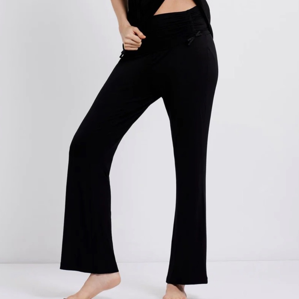 A Pea in the Pod Bow Detail Maternity Lounge Pants